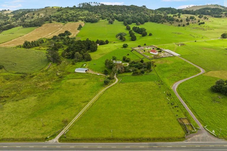 Photo of property in 5685 State Highway 12, Kaikohe, 0472