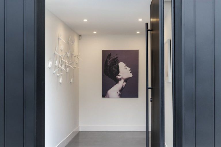 Photo of property in 7 Wrybill Way, Point Wells, 0986