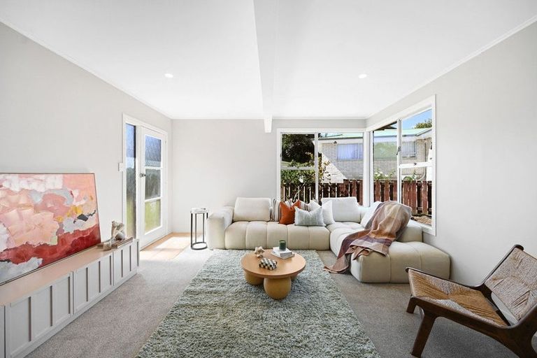 Photo of property in 17 Ridgeway Place, Glenview, Hamilton, 3206