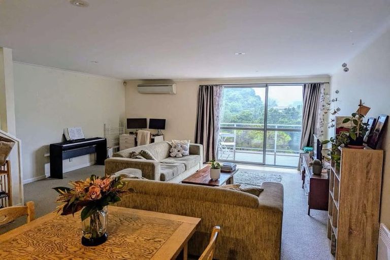 Photo of property in 3/27 The Rigi, Northland, Wellington, 6012