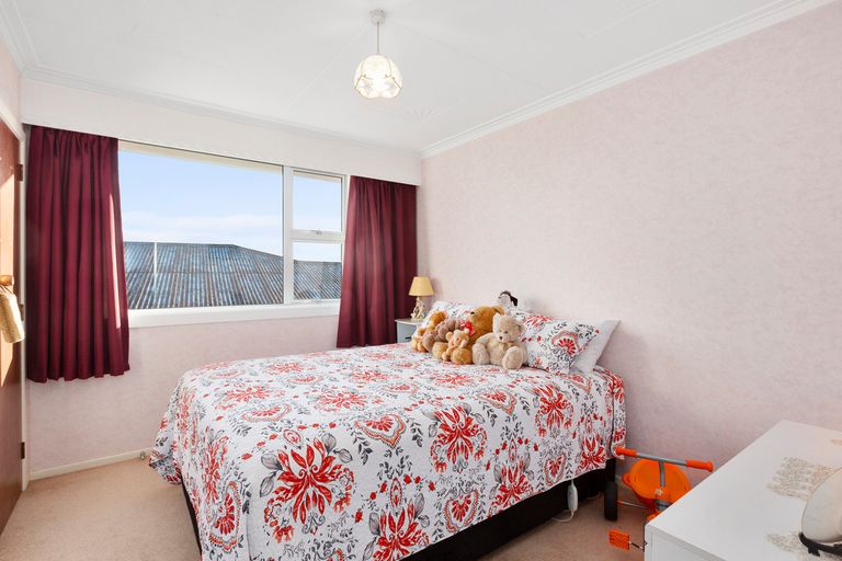 Photo of property in 2 Mckerrow Street, Shiel Hill, Dunedin, 9013