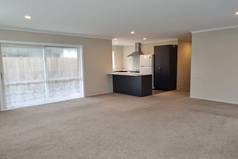 Photo of property in 21 Te Toru Street, Taita, Lower Hutt, 5011
