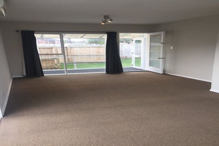 Photo of property in 2/226 Wainoni Road, Avondale, Christchurch, 8061