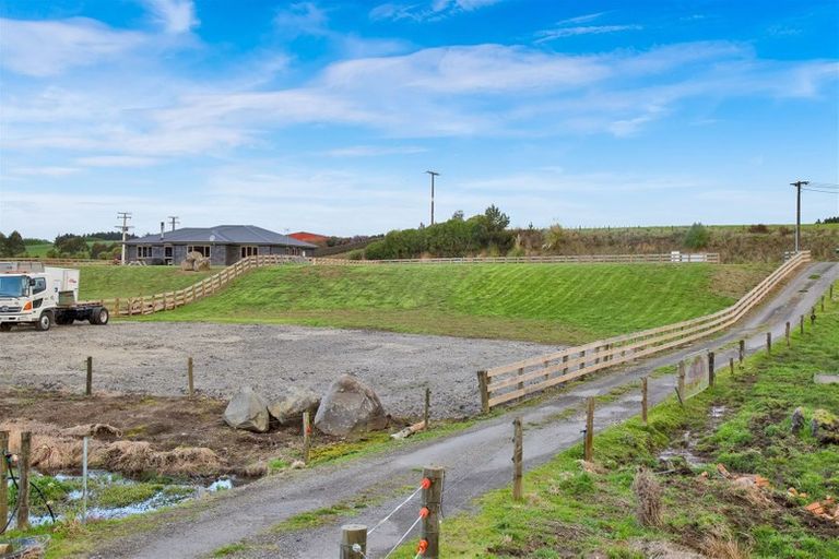Photo of property in 191 Turuturu Road, Hawera, 4674