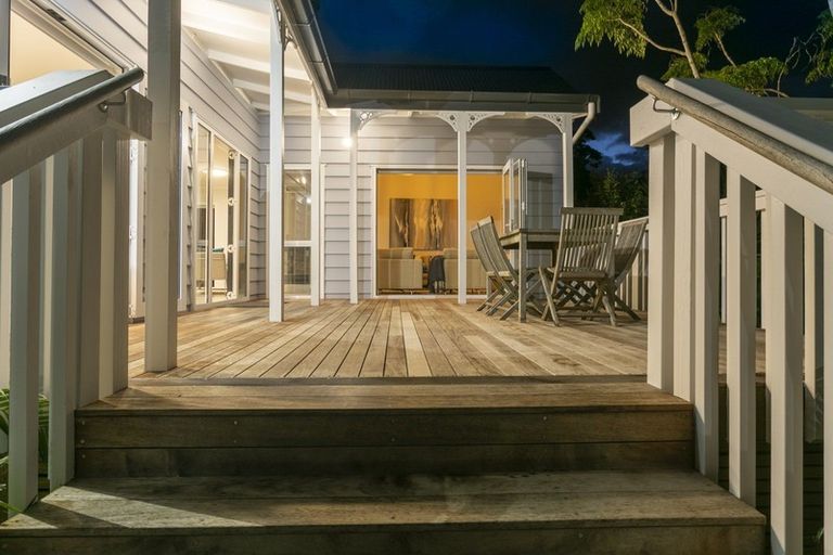 Photo of property in 84 Upper Harbour Drive, Greenhithe, Auckland, 0632