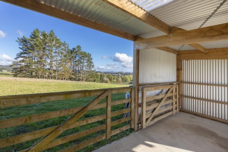 Photo of property in 66 Waiteitei Road, Wellsford, 0974