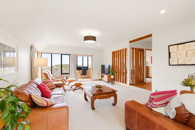 Photo of property in 20 Satara Crescent, Khandallah, Wellington, 6035