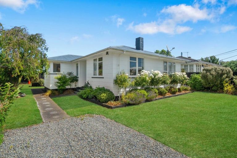 Photo of property in 10 Surrey Street, Solway, Masterton, 5810