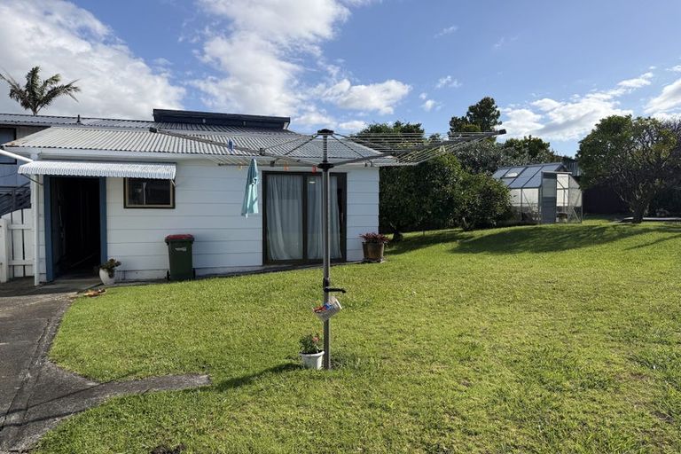Photo of property in 40 Charntay Avenue, Clover Park, Auckland, 2019