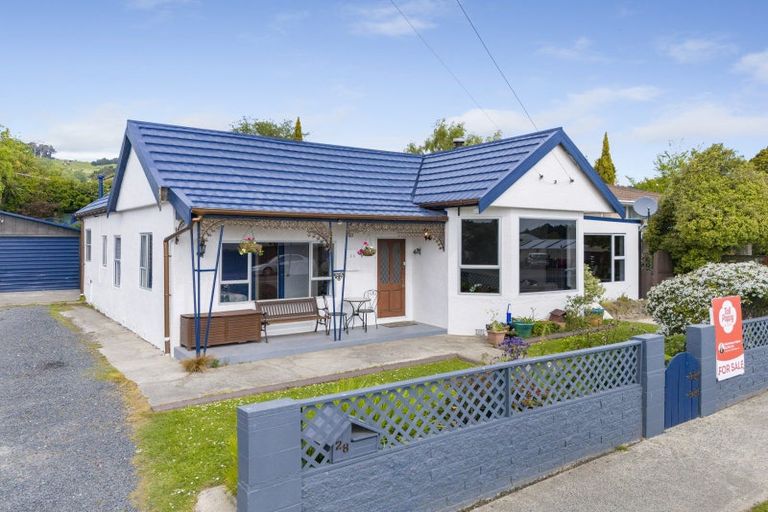 Photo of property in 28 Brighton Road, Green Island, Dunedin, 9018