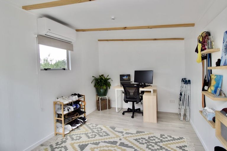 Photo of property in 6 Wiriana Place, Stanmore Bay, Whangaparaoa, 0932