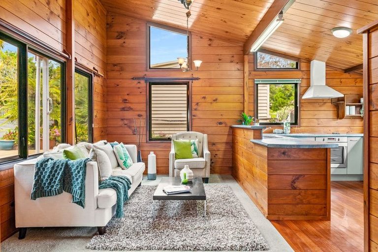 Photo of property in 86 Taha Road, Waimauku, 0881