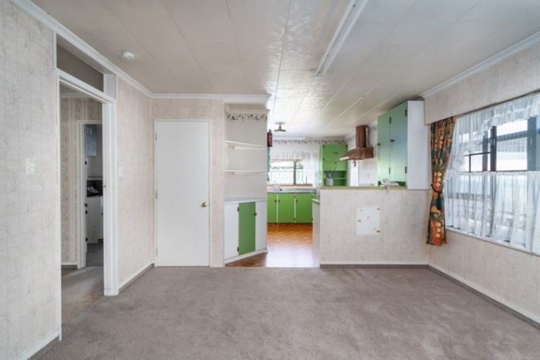 Photo of property in 2/80 Hinemoa Avenue, Taupo, 3330