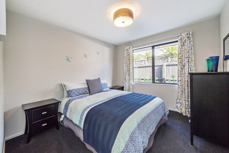 Photo of property in 17 Old Red Barn Road, Halswell, Christchurch, 8025