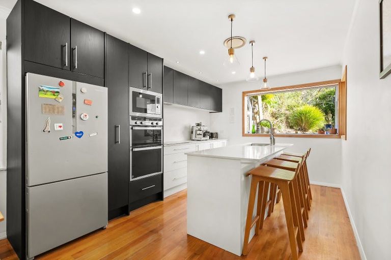 Photo of property in 57 Rona Street, Eastbourne, Lower Hutt, 5013