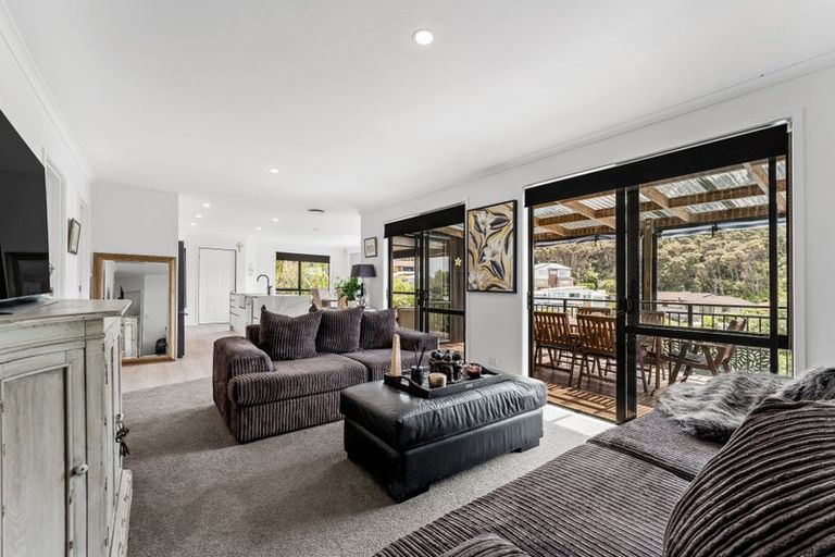 Photo of property in 7 Hawaiian Parade, Arkles Bay, Whangaparaoa, 0932