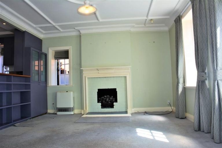Photo of property in 2/17 Oriental Terrace, Oriental Bay, Wellington, 6011