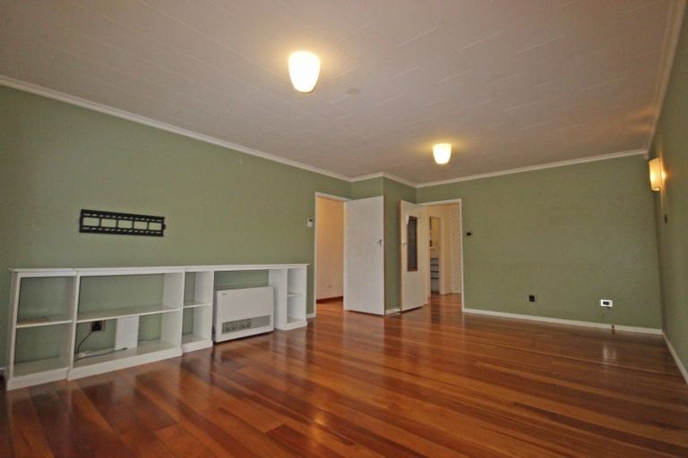 Photo of property in 44 Union Street, Hokowhitu, Palmerston North, 4410