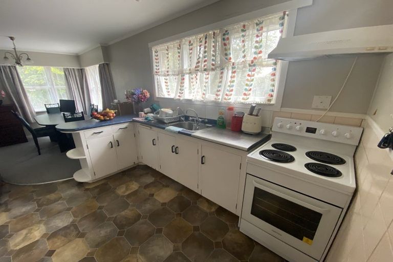 Photo of property in 12 Mccracken Avenue, Hillcrest, Hamilton, 3216