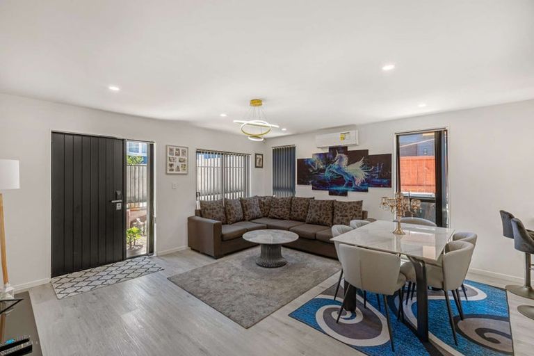 Photo of property in 20b Olive Crescent, Papatoetoe, Auckland, 2025