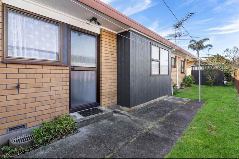 Photo of property in 2/282 Shirley Road, Papatoetoe, Auckland, 2025