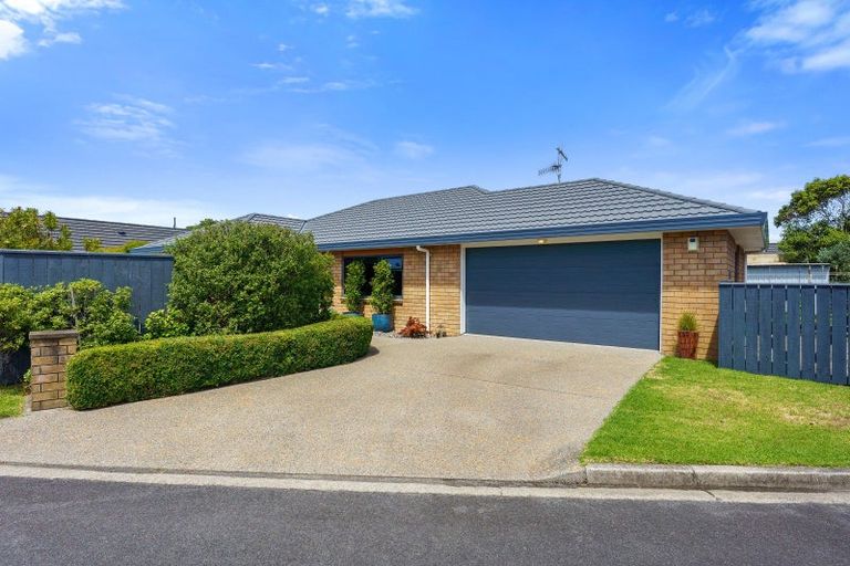 Photo of property in 29 Rifleman Lane, Paraparaumu Beach, Paraparaumu, 5032
