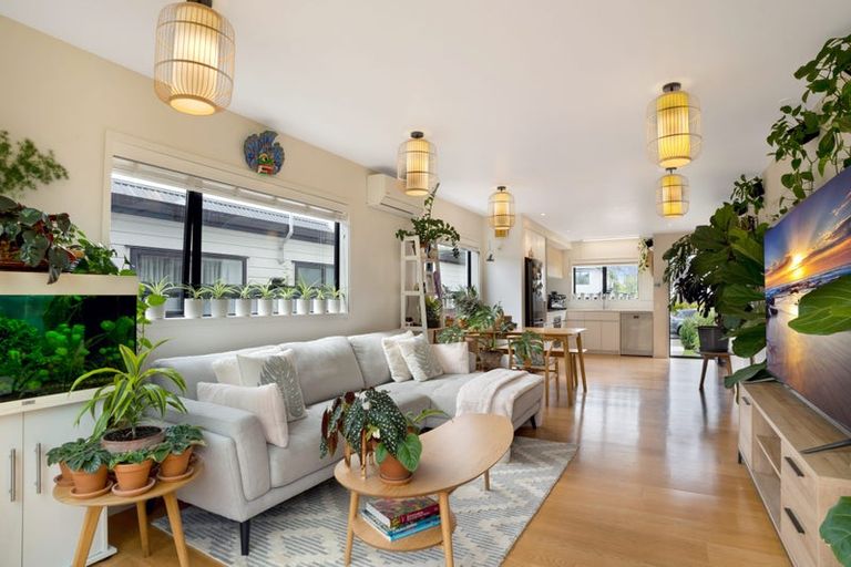 Photo of property in 43 Patrick Rice Drive, Swanson, Auckland, 0614