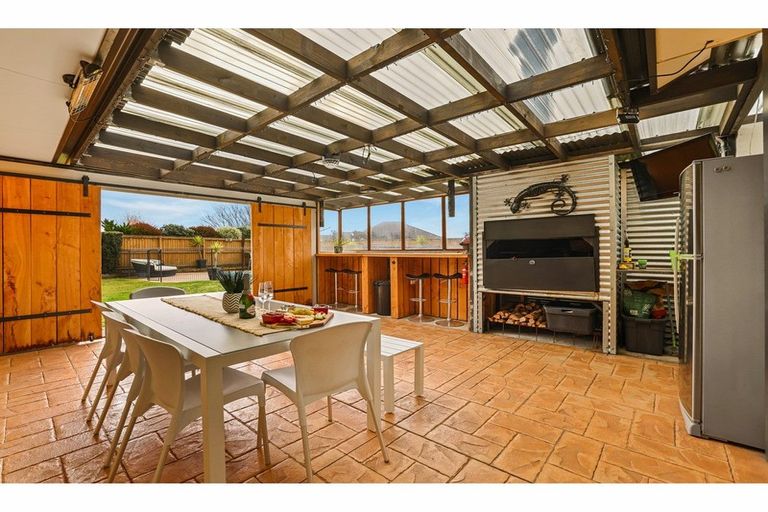 Photo of property in 4 Melville Crescent, Rolleston, 7614