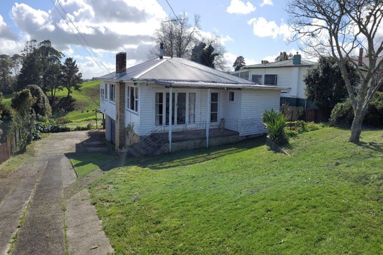 Photo of property in 71 Kimihia Road, Huntly, 3700