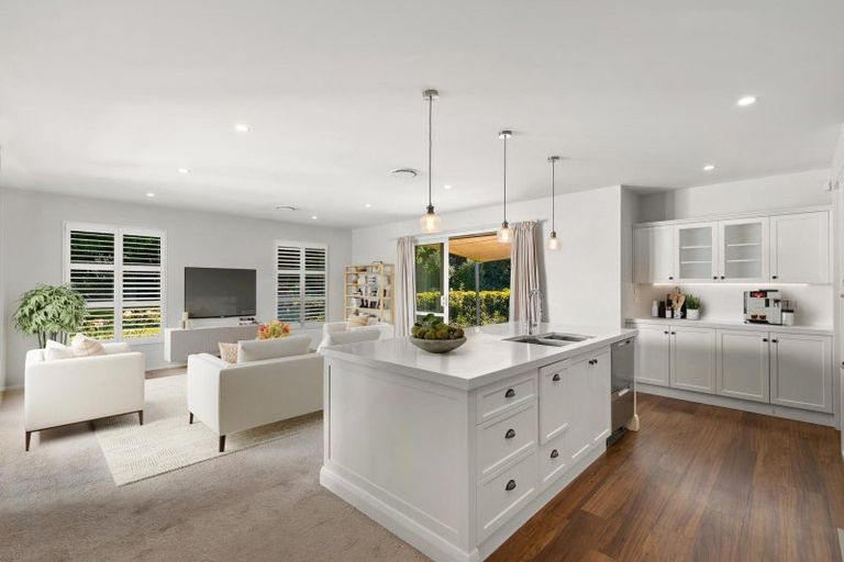 Photo of property in 8 Crawford Place, Lake Hayes, Queenstown, 9304