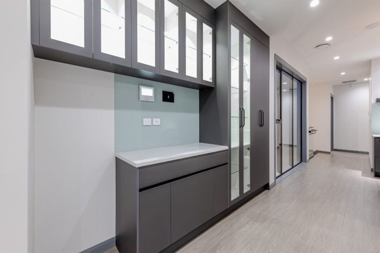 Photo of property in 14 Greenstead Close, Flat Bush, 2019