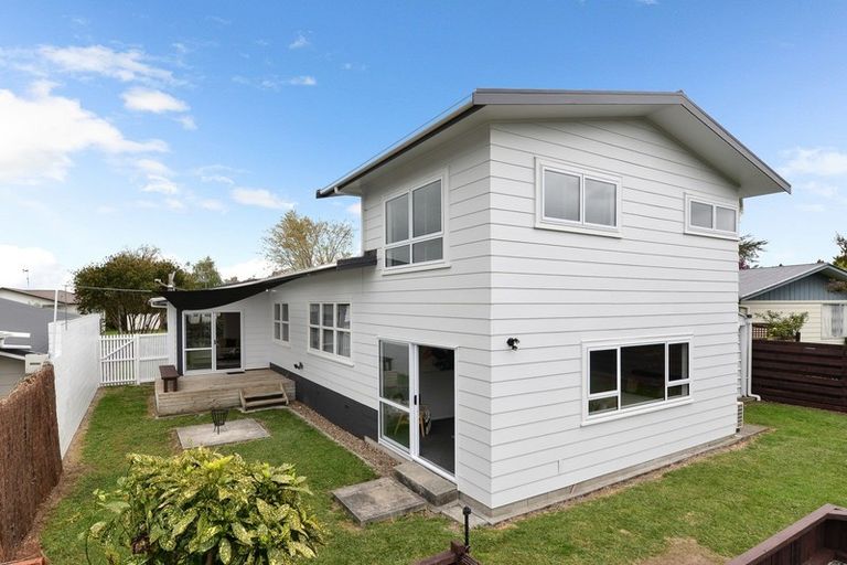 Photo of property in 5 Craig Place, Fairview Downs, Hamilton, 3214