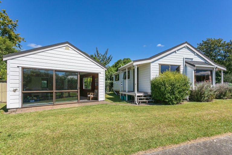 Photo of property in 9 Margot Place, Hahei, Whitianga, 3591