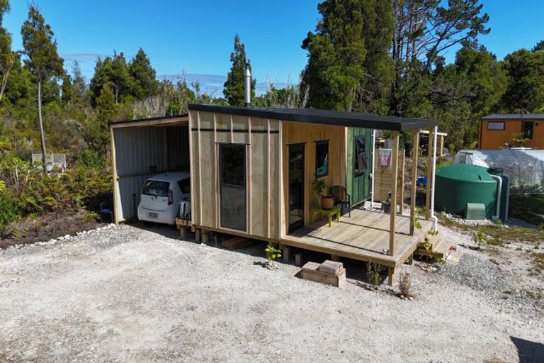 Photo of property in 902 Cape Foulwind Road, Cape Foulwind, 7892