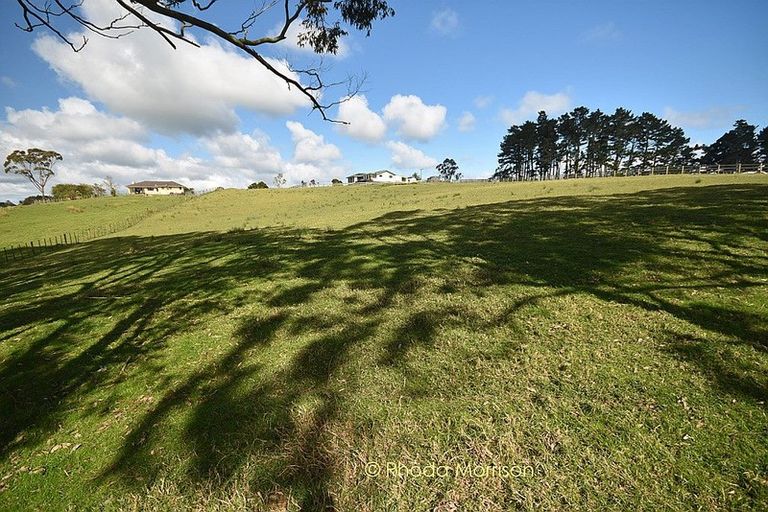 Photo of property in 246 Pahi Road, Pahi, Paparoa, 0571