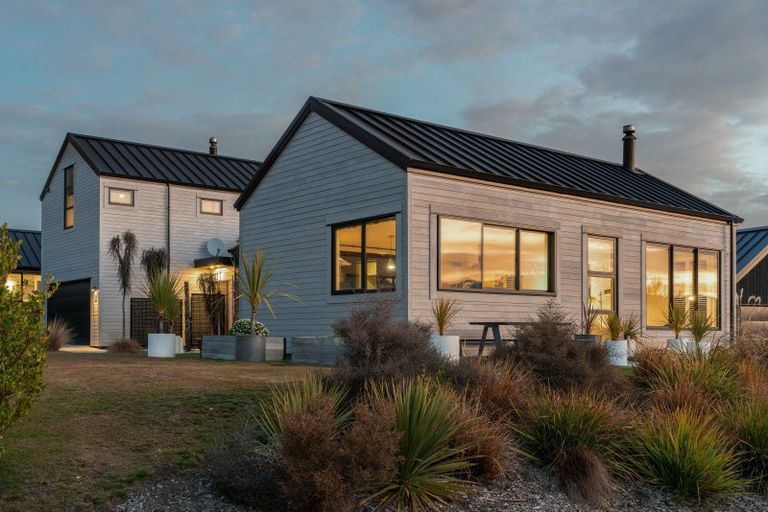 Photo of property in 7 Polperro Court, Jacks Point, Queenstown, 9371