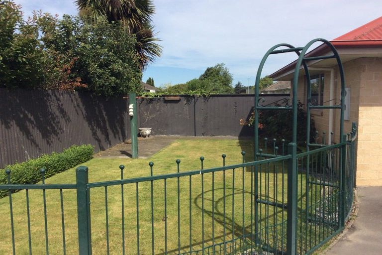 Photo of property in 6a Oxford Street, Hampstead, Ashburton, 7700