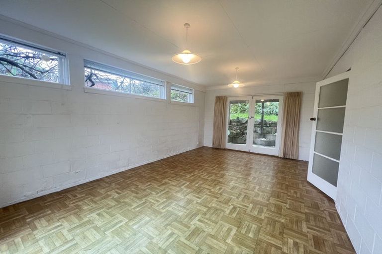 Photo of property in 20 Sunnyhill Crescent, Sunnyhills, Auckland, 2010