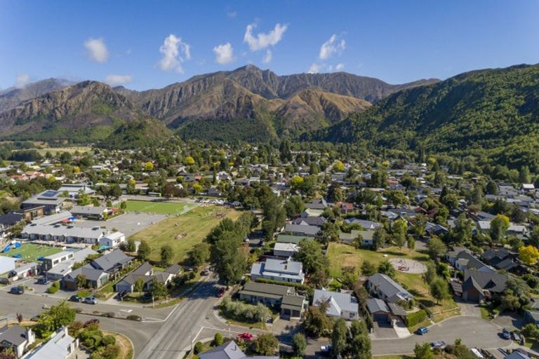 Photo of property in 75 Centennial Avenue, Arrowtown, 9302