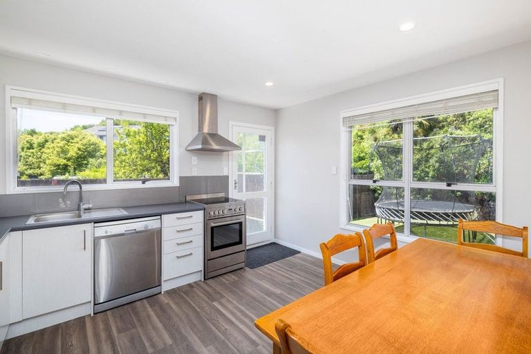 Photo of property in 2/272 Centaurus Road, Hillsborough, Christchurch, 8022