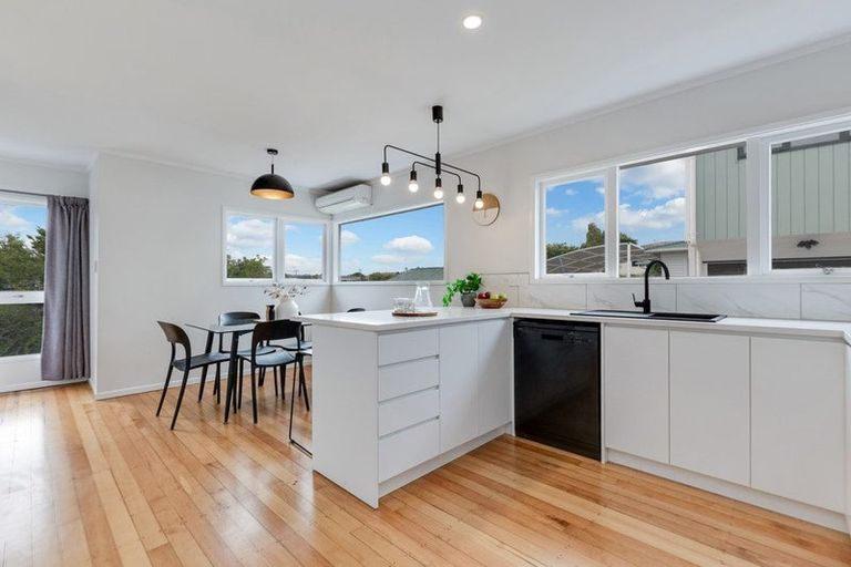 Photo of property in 19a Cornwall Road, Papatoetoe, Auckland, 2025