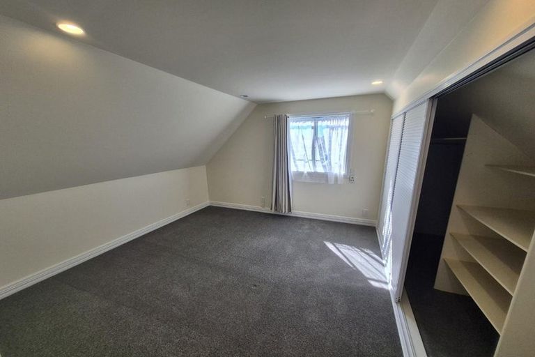 Photo of property in 132 Withells Road, Avonhead, Christchurch, 8042