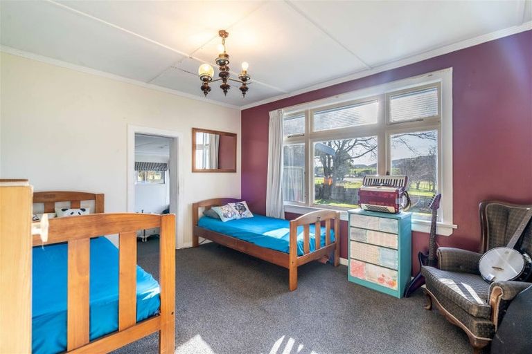 Photo of property in 18 Worcester Street, Waipahi, Gore, 9771