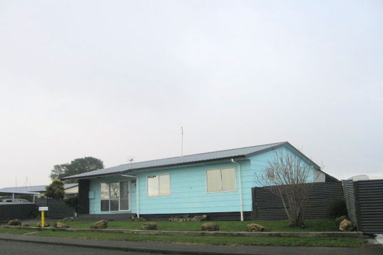 Photo of property in 12 Holmes Place, Flaxmere, Hastings, 4120