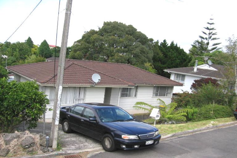 Photo of property in 293 Sunset Road, Sunnynook, Auckland, 0632