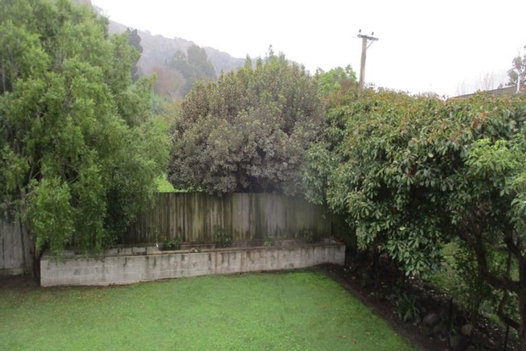 Photo of property in 22b Taupata Street, Redcliffs, Christchurch, 8081