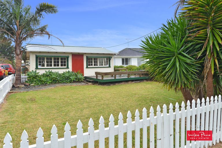 Photo of property in 1995 Ngunguru Road, Ngunguru, Whangarei, 0173