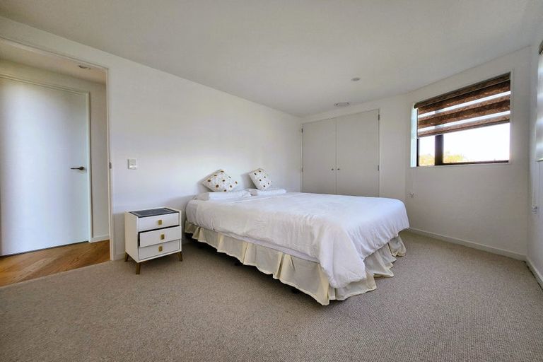Photo of property in 10 Satchell Way, Kaiwharawhara, Wellington, 6035