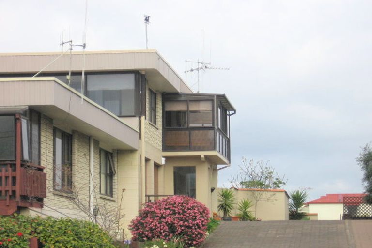 Photo of property in 100 Oceanbeach Road, Mount Maunganui, 3116