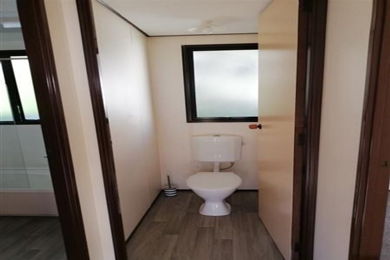 Photo of property in 14 The Square, Manor Park, Lower Hutt, 5019